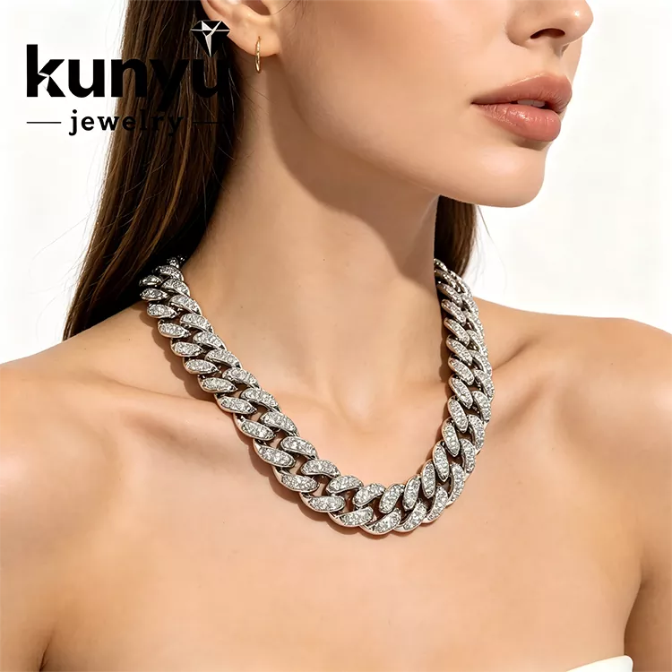 Κολιέ Bling Cuban Link